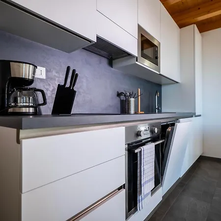 Delfina Giardino 013239-cni-00130 Апартаменты *