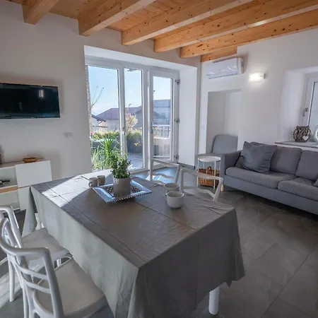 Апартаменты Delfina Giardino 013239-cni-00130 *
