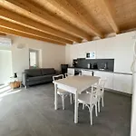 Delfina Giardino 013239-cni-00130 * Vercana
