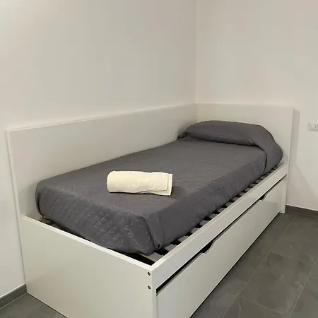 Delfina Giardino 013239-cni-00130 *