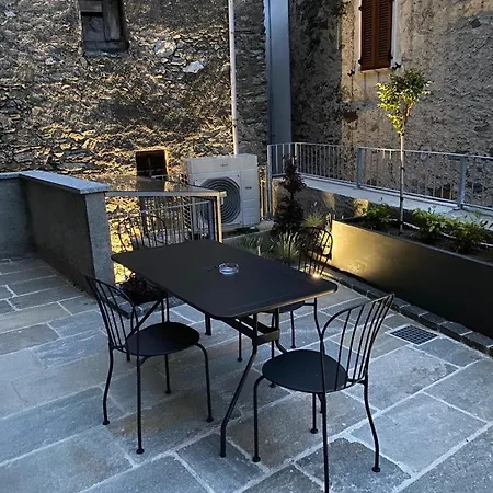 Delfina Giardino 013239-cni-00130 Vercana