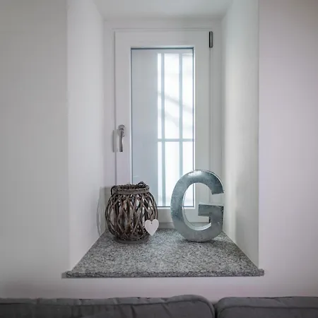 דירה Delfina Giardino 013239-cni-00130 *