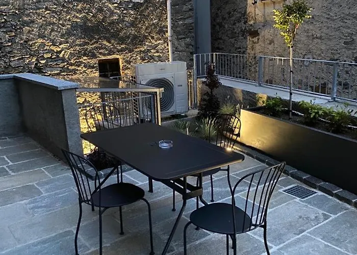 Delfina Giardino 013239-cni-00130 Vercana