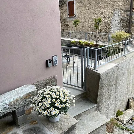 Delfina Giardino 013239-cni-00130 Apartamento Vercana