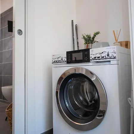 Delfina Giardino 013239-cni-00130 *